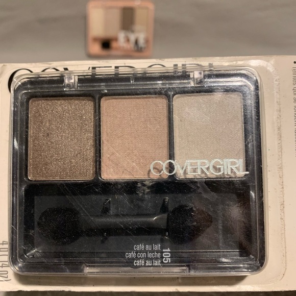 Covergirl Eye Enhancers Eye Shadow Palettes, Natural Nude Colors - Picture 2 of 3